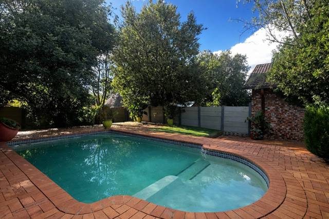 3 Bedroom Property for Sale in Langenhovenpark Free State
